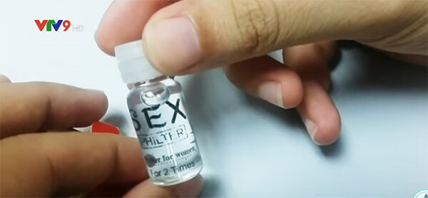 Nước Kích Dục SexPhilter 24 Việc sử dụng các loại thuốc tăng ham muốn giúp cho các cặp vợ chồng trở nên gần gũi, chia sẻ với nhau những câu chuyện giường chiếu hơn.