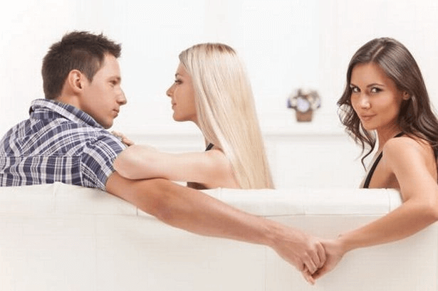 Nước Hoa Kích Thích Nam Giá Rẻ Pincolour 9 Pincolour For Her nước hoa quyến rũ nam giới - thaoduoctinhyeu.com