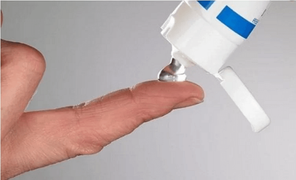 Gel bôi kéo dài thời gian là những sản phẩm được bôi bên ngoài da. Chúng có tác dụng ngăn cản sự xuất tinh sớm của nam giới